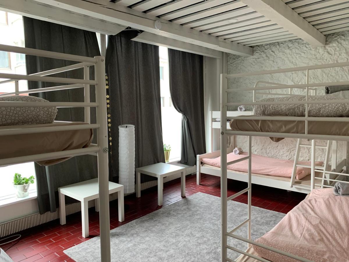 רובניימי Wherever Mini Hostel מראה חיצוני תמונה