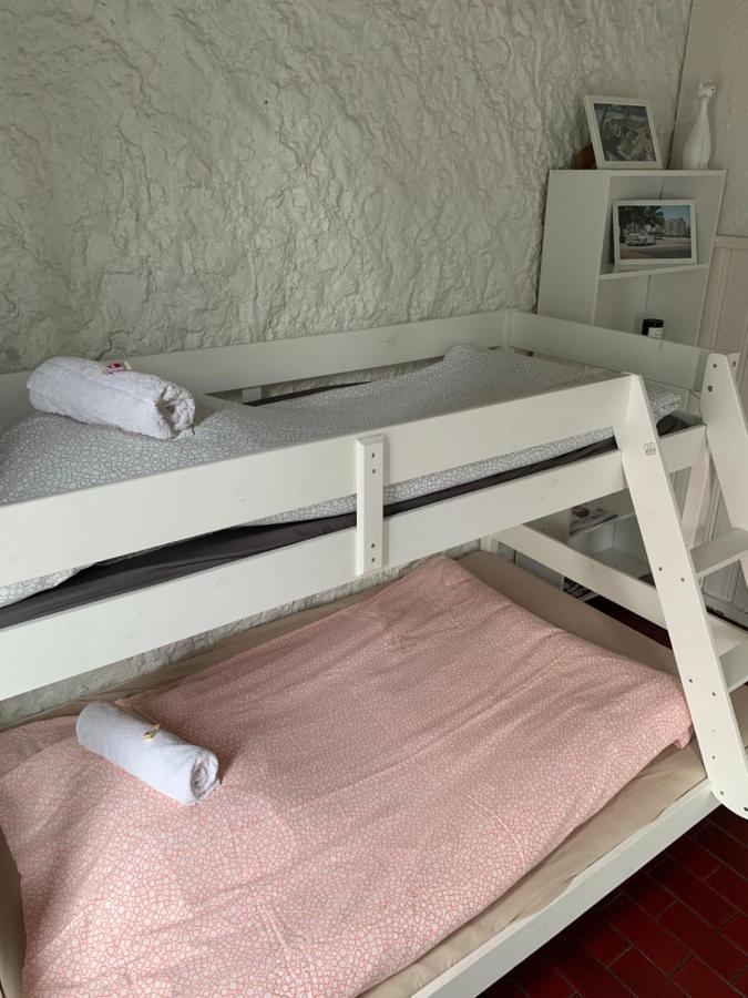 רובניימי Wherever Mini Hostel מראה חיצוני תמונה