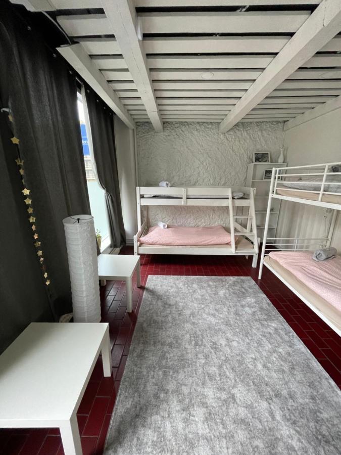 רובניימי Wherever Mini Hostel מראה חיצוני תמונה
